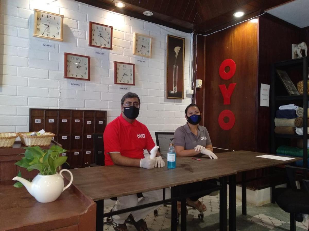 曼谷 Oyo 985 双子青年旅舍酒店 外观 照片