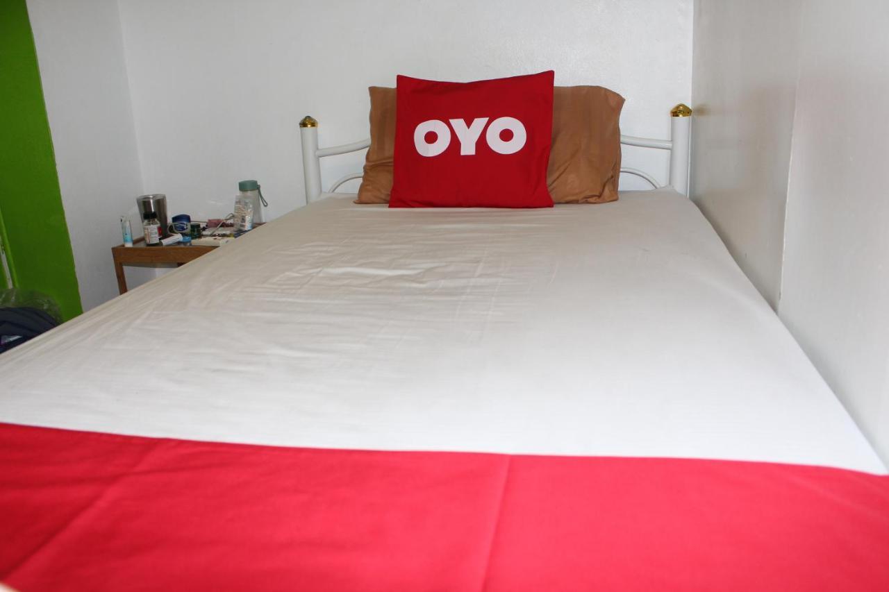 曼谷 Oyo 985 双子青年旅舍酒店 外观 照片