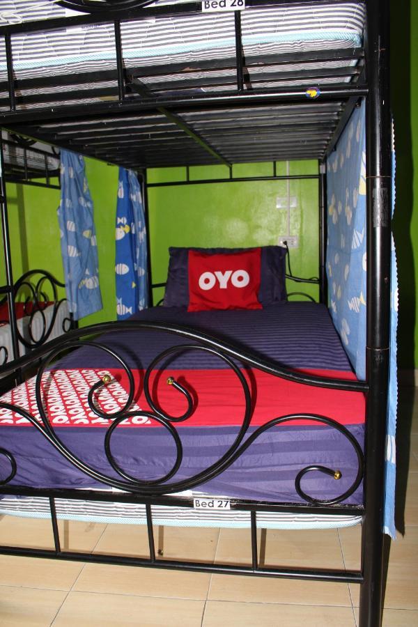 曼谷 Oyo 985 双子青年旅舍酒店 外观 照片