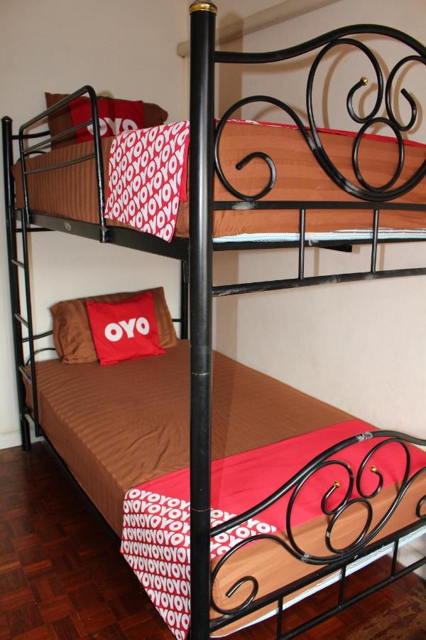 曼谷 Oyo 985 双子青年旅舍酒店 外观 照片