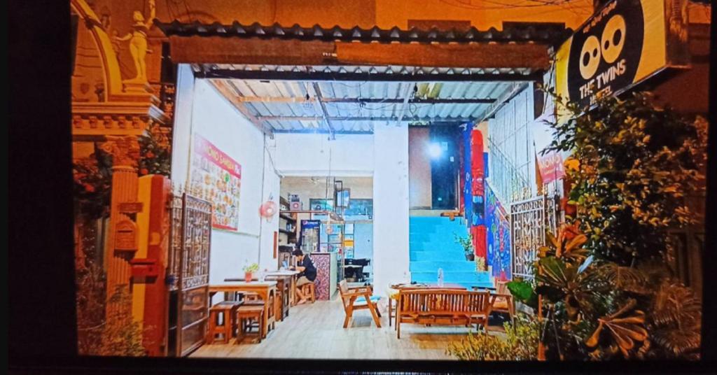 曼谷 Oyo 985 双子青年旅舍酒店 外观 照片